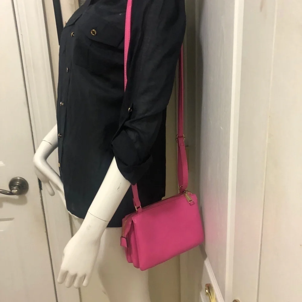 juicy couture Beautiful hot pink cross body new
